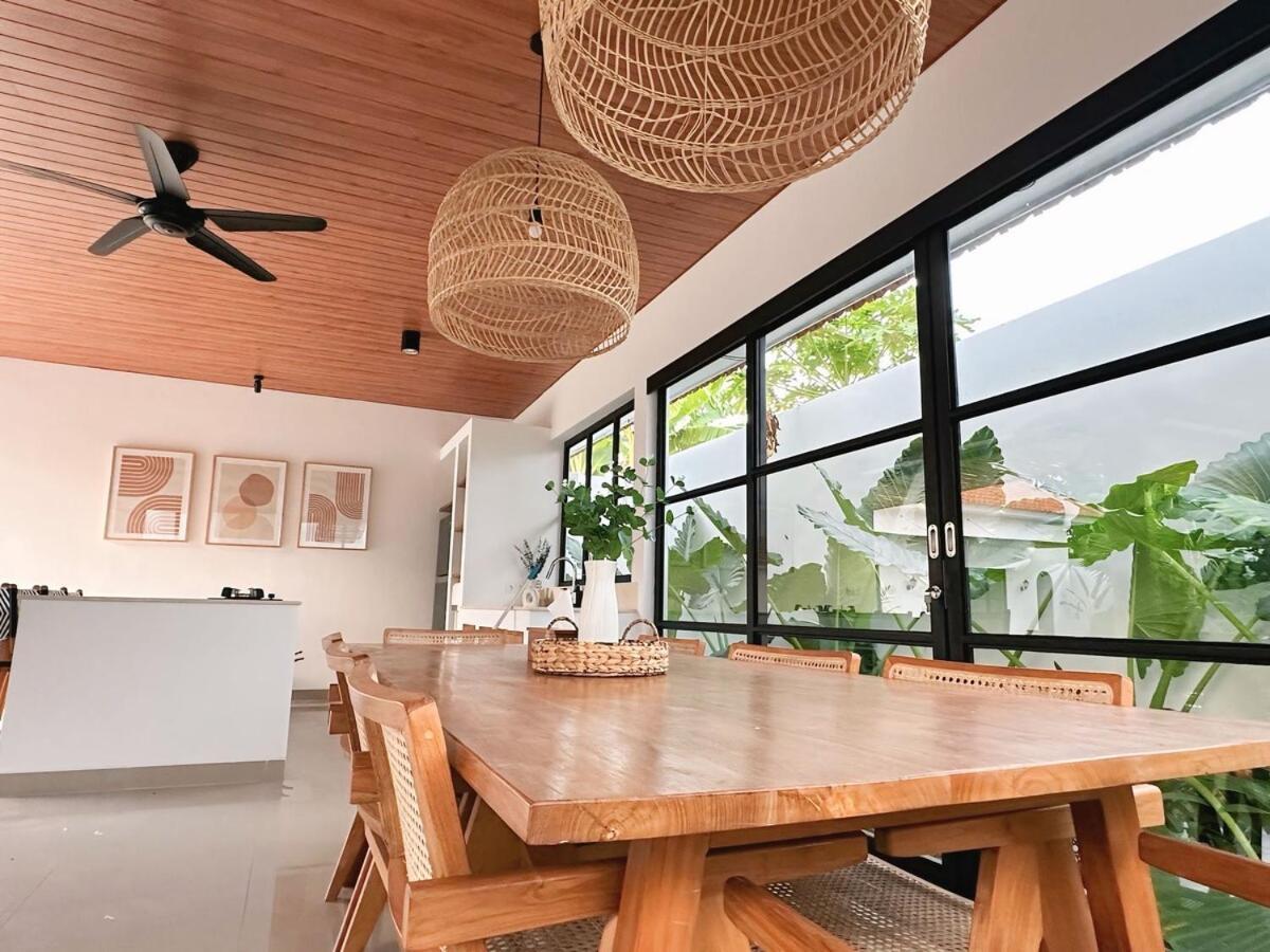 Amerta Villa Seminyak 외부 사진